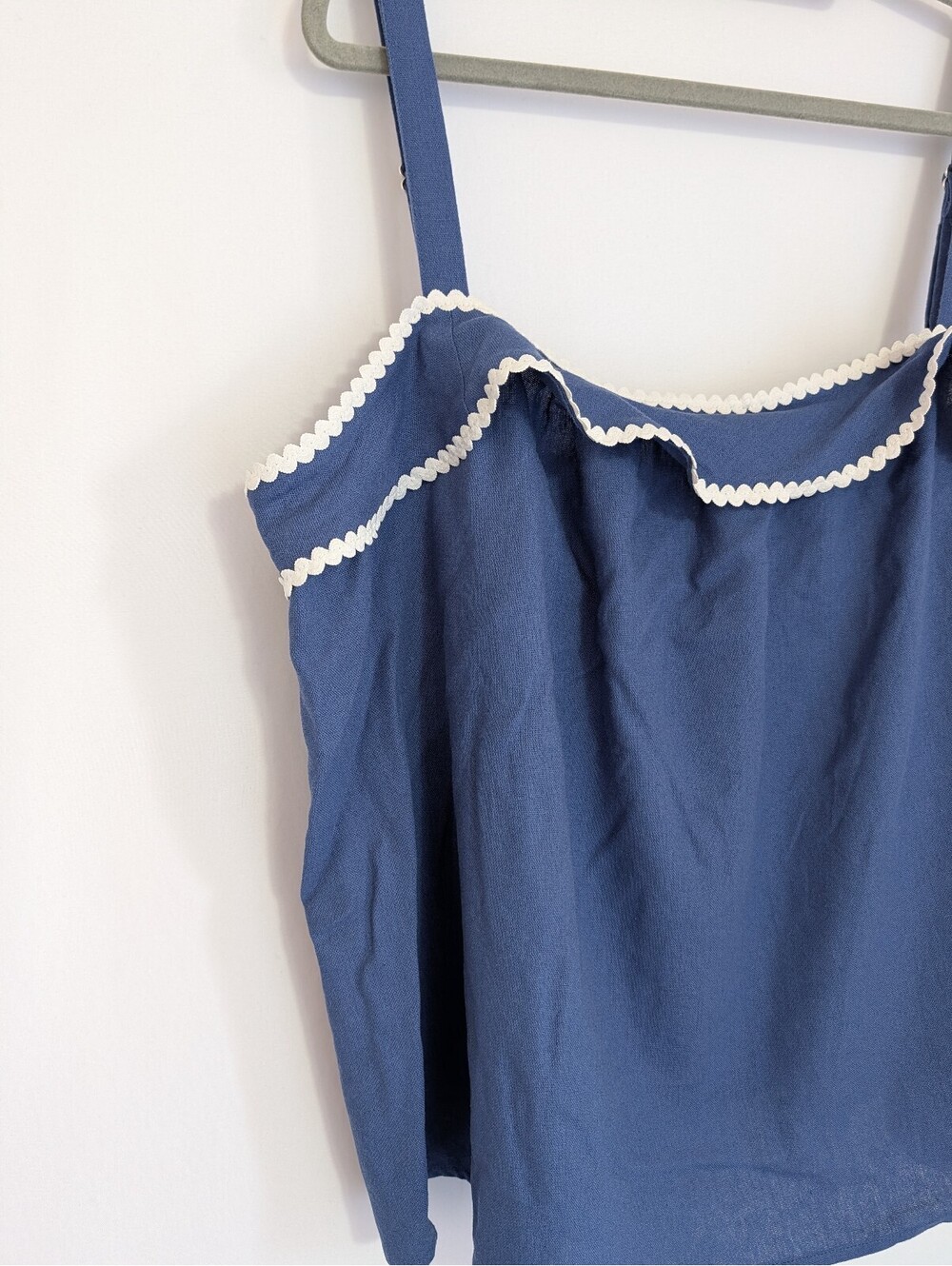 Solid & Striped Blue Linen Blend Ruffle Tank Top Ric Rac Trim Medium - Picture 4 of 8